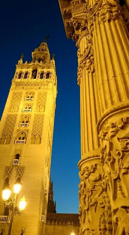 Like Home Sevilla - Museo Luaran gambar